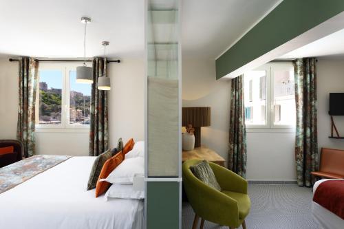 Quad room