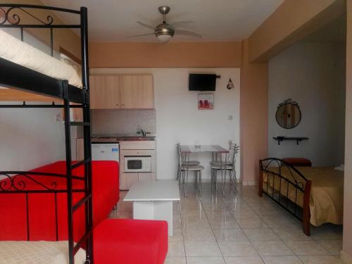 Baladinos Apartments - image 4