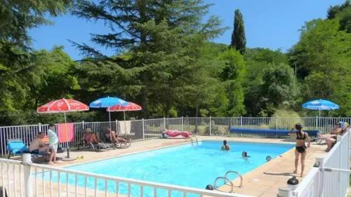 Camping 3 étoiles - Piscine - ccbgacf (Camping 3 etoiles - Piscine - ccbgacf) in Le Mas-d'Azil (Midi-Pyrenees)