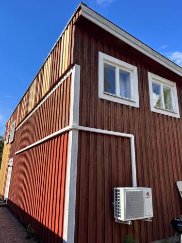 Exterior view, Enkelt och bra boende nara Branas in Syssleback