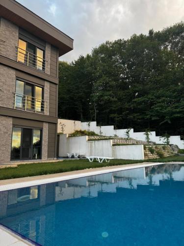 Modern Escape in the Heart of Nature Alba di Mare Villa in Kurfallı Köyü