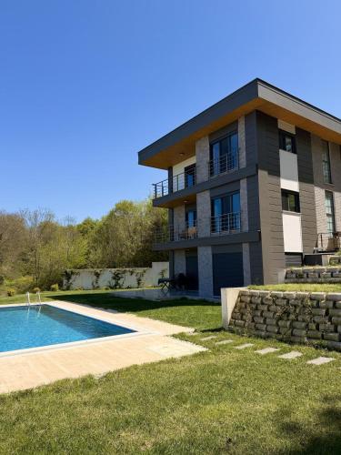 Modern Escape in the Heart of Nature Alba di Mare Villa in Kurfallı Köyü