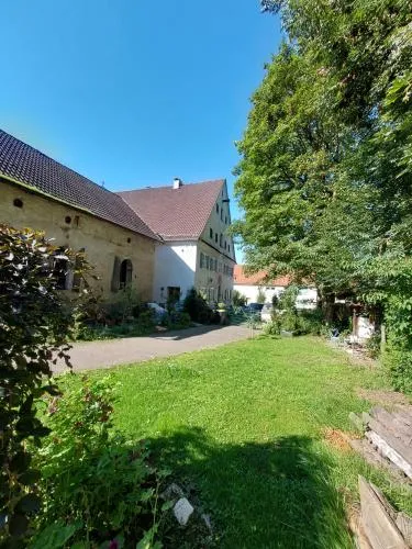 Zur Krone 4 Schlafzimmer bis 6 Pers in Neuburg an der Kammel, Deutschland