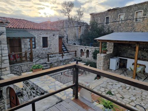 ทัศนียภาพ, Villa Olive Old Qeparo in เคปาโร