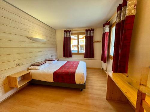 Double or twin room, superior