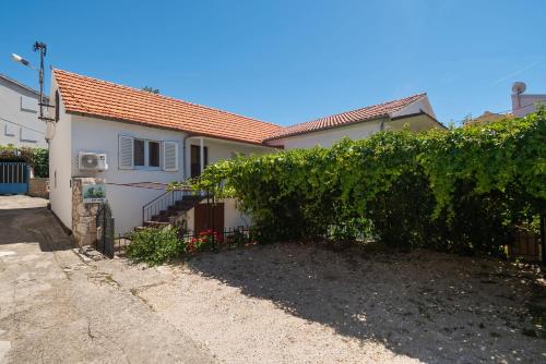 Apartments Katica - image 36