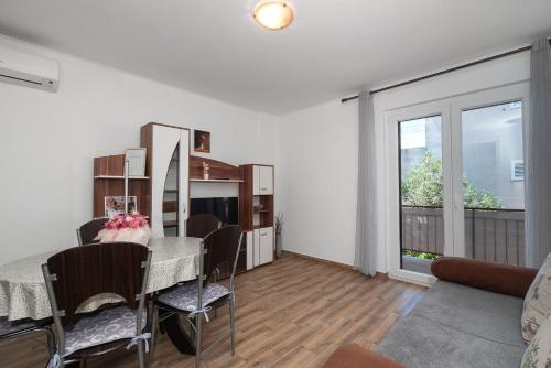 Apartments Katica - image 27
