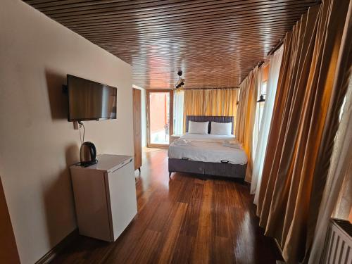 Taksim Dimple Suites - image 8