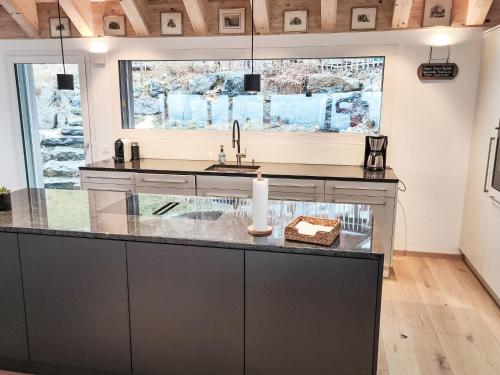 廚房, Holiday Home Casa Capricorn by Interhome in 瓦倫斯塔特