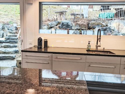 廚房, Holiday Home Casa Capricorn by Interhome in 瓦倫斯塔特