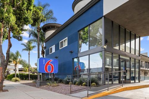 Motel 6-Anaheim CA - Convention Center - image 15