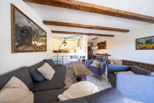 Alpenblick-Apartment mit Pool & Sauna