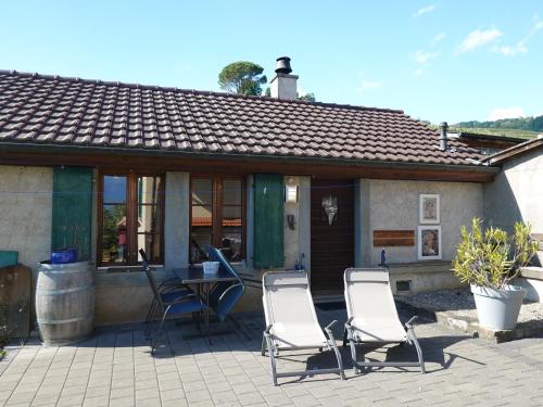 "Les Échalas" Charmante maison au coeur du Lavaux, Cully in Cully VD, Schweiz
