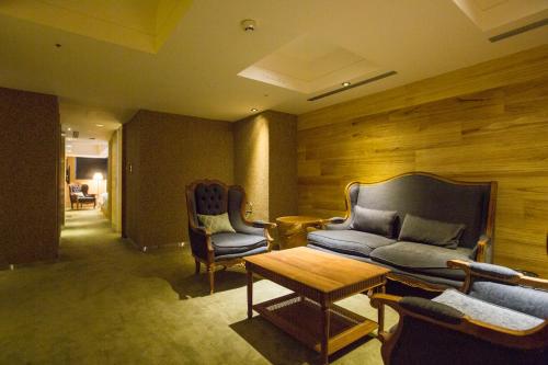 VIP Suite image 10