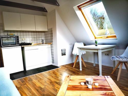virtuve, Apartment für zwei bis drei Personen im Dachgeschoss by Interhome (Apartment fur zwei bis drei Personen im Dachgeschoss by Interhome) in Selk