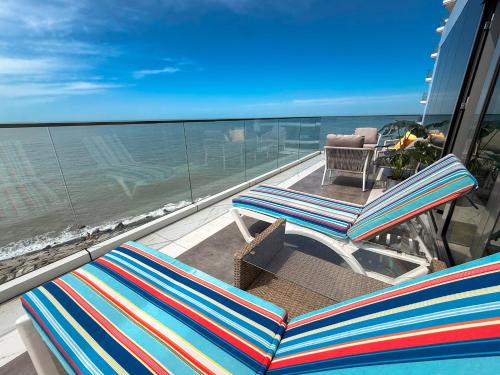 GlobalStay Batumi View Beachfront Apartments 2