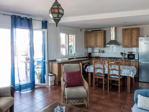 virtuve, Apartment Casa Pilar by Interhome in Komaresa