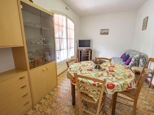 Holiday Home Haupthaus- großes freistehendes Haus- Klima by Interhome in Lido di Volano