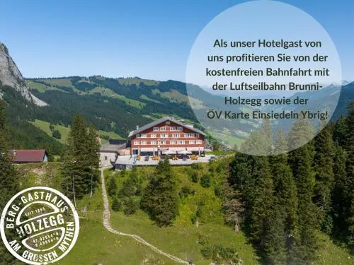 Berggasthaus Holzegg - Accessible Only by Cable Car in Alpthal, Schweiz