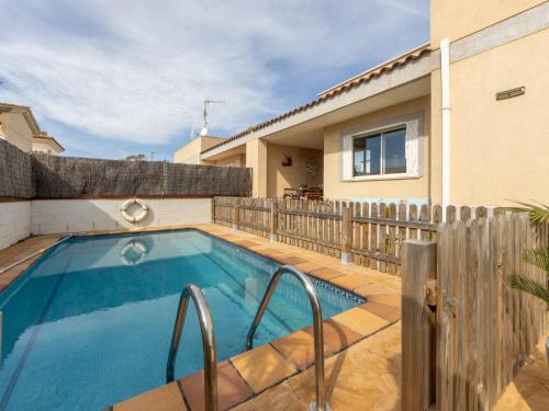 Holiday Home Juana by Interhome