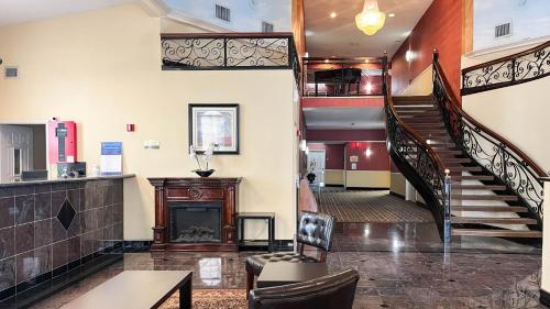 Quality Suites North - image 17
