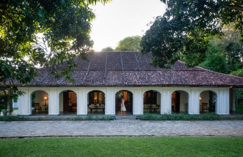 Adigars Manor Kandy – khách sạn tại Pallekele