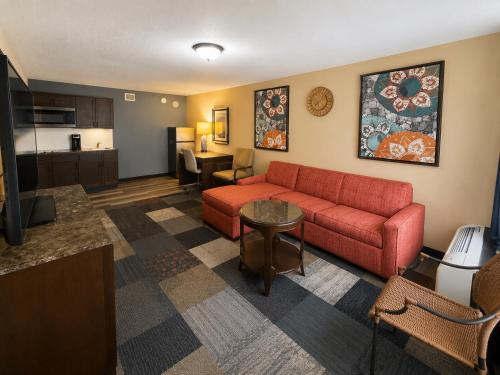 Nexstay Grand Hotel & Conference Center in Tyler