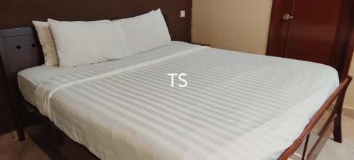 KL moricha Apartment Times Square - image 11