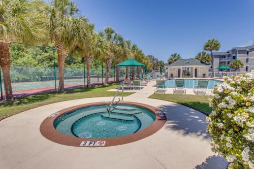 Pool & Hot Tub Access! Waterfront Sunset Beach Gem in 日落海灘 (NC)