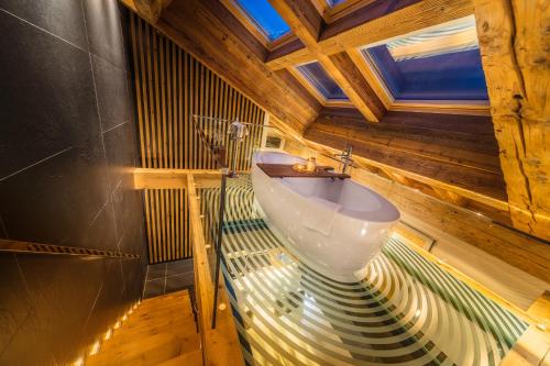 87304660 Hotel Bellerive