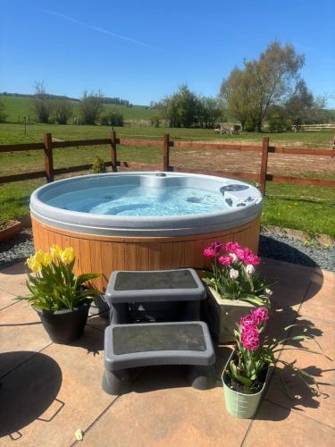 Buitenkant, Sunset Snug - Hot tub hire available contact host in Ullswater