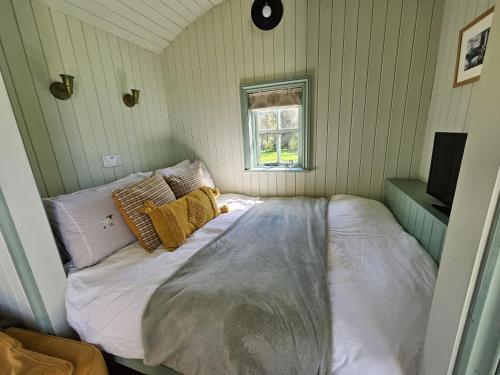 Buitenkant, Sunset Snug - Hot tub hire available contact host in Ullswater