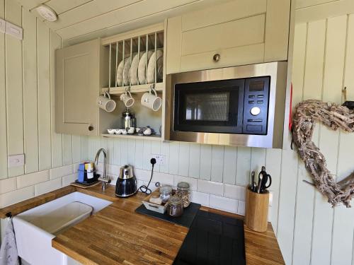 Buitenkant, Sunset Snug - Hot tub hire available contact host in Ullswater