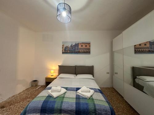 Golden Venezia Guest Rooms