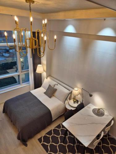 Sunny House Room Type - Superior Double Room
