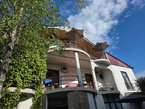 Merabi Guest House, Makhinjauri