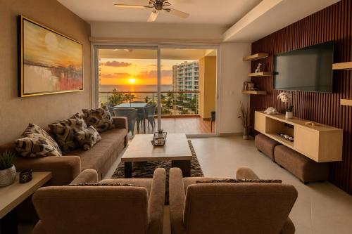 Beachfront Condo DelCanto Resort
