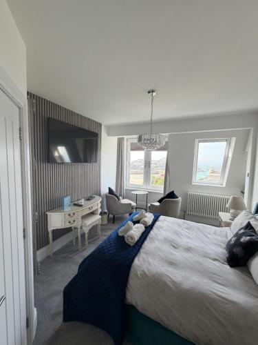 1 queen bed