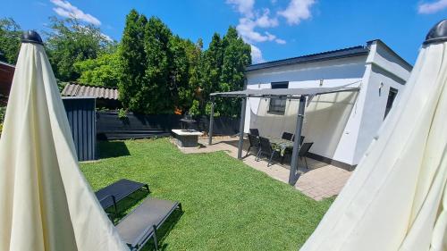 Viesnīcas āriene, Relax Vendégház (Relax Vendeghaz) in Dunapataja