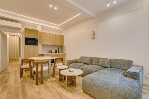 Pick A Flat's Apartment in Saint Germain - Rue Vaneau, Parigi