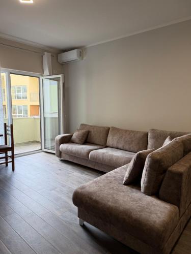 陽台/露台, Banesa apartamente shengjin in 聖金