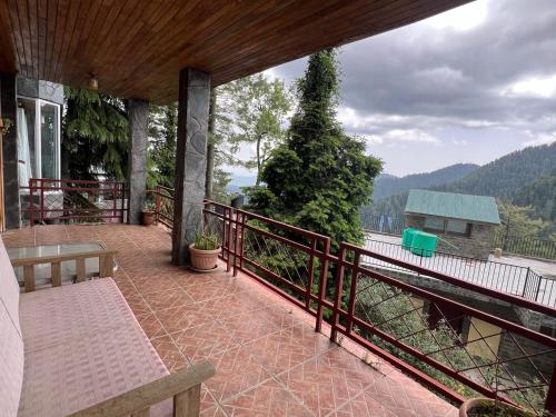 Haven Lodge Mushkpuri Heights, 5BR Holiday Home in Dunga Gali in Dunga Gali
