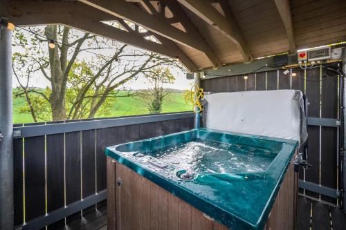 Iekārtas, 1 Bed in Richmond oc-g0165 in Gilling West