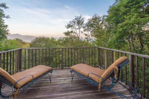 Chalet Blueberry in Blowing Rock, USA