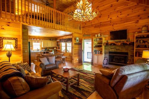 Bear Valley Cabin, Vilas