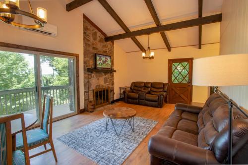 Fern Cottage in Beech Mountain, USA