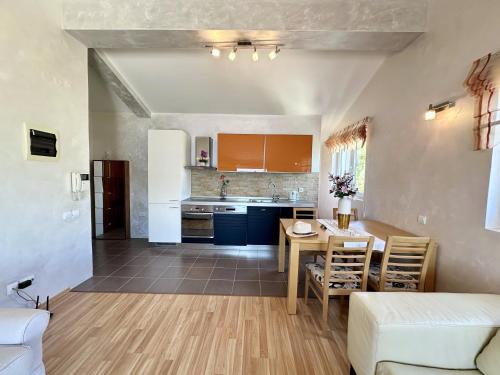 Villa Mare Apartments - image 12