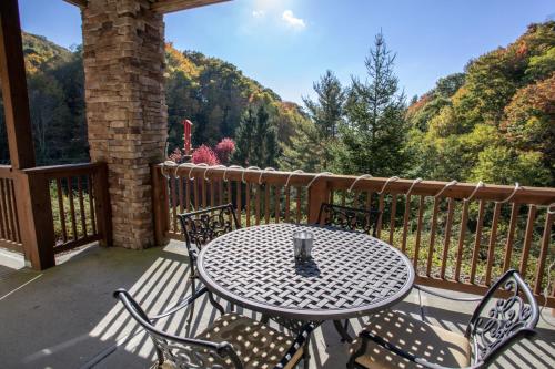 Bearfoot Lodge in Banner Elk, USA