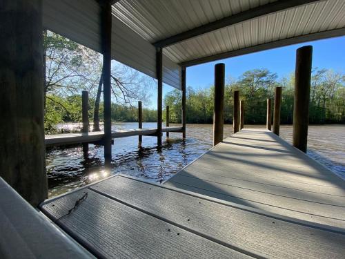 Freemans Landing Tickfaw River in Springfield (LA)