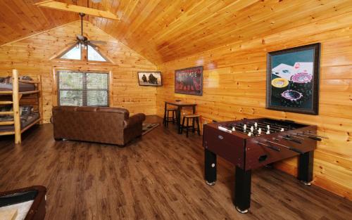 Splash N More・Private Indoor Pool・Game Room・Hot Tub・Pet Friendly - image 5